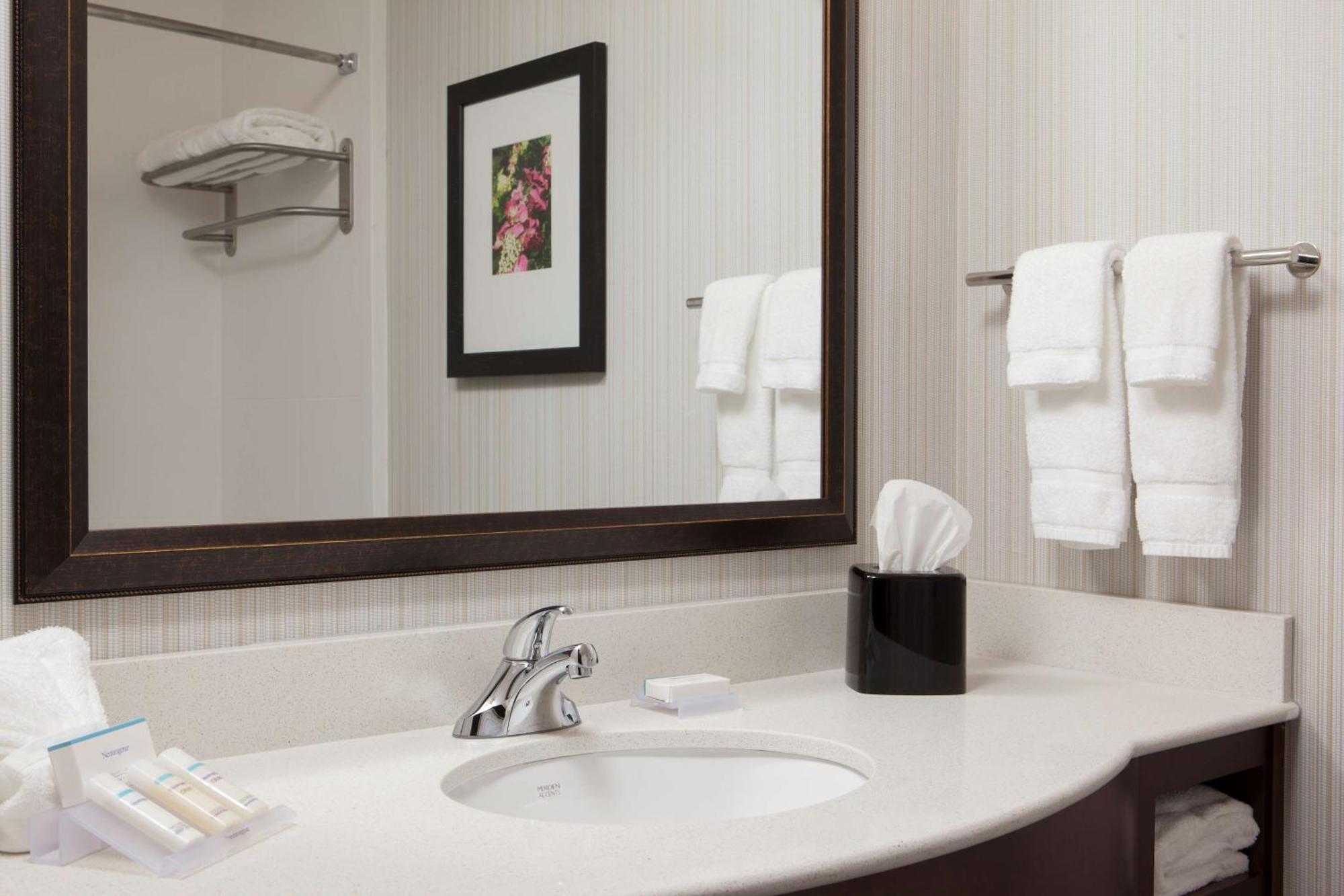 Hilton Garden Inn Bettendorf/ Quad Cities Экстерьер фото
