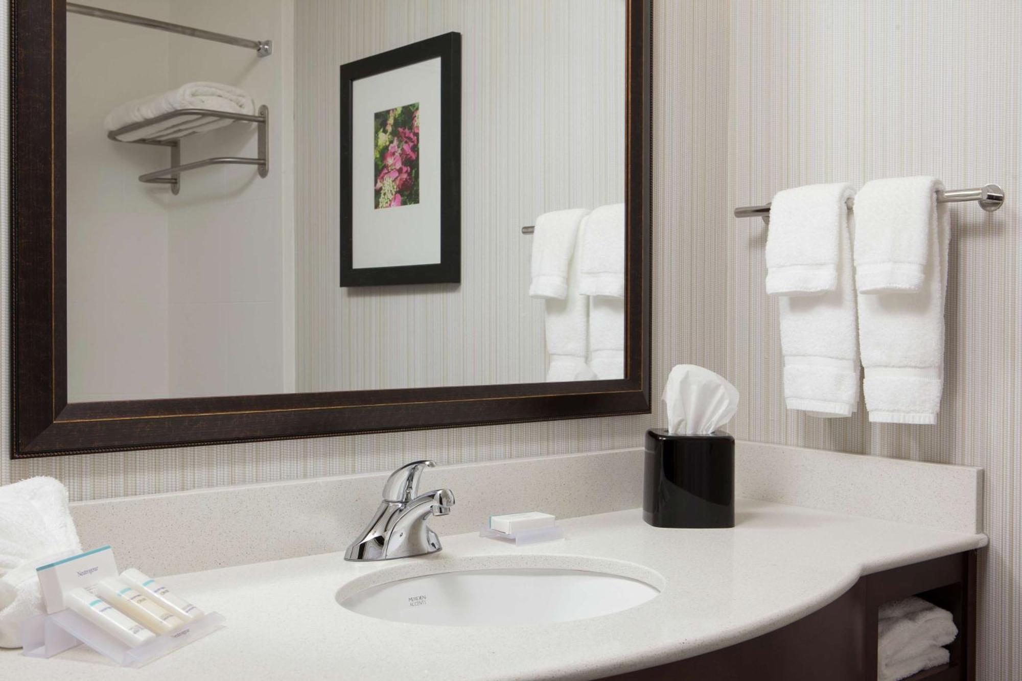 Hilton Garden Inn Bettendorf/ Quad Cities Экстерьер фото